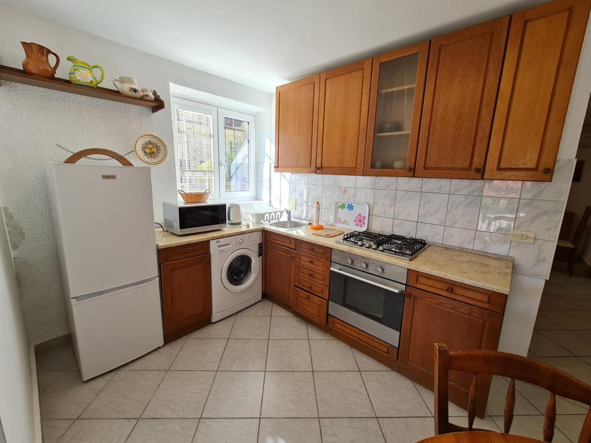 דירות איזולה Apartma Pina מראה חיצוני תמונה