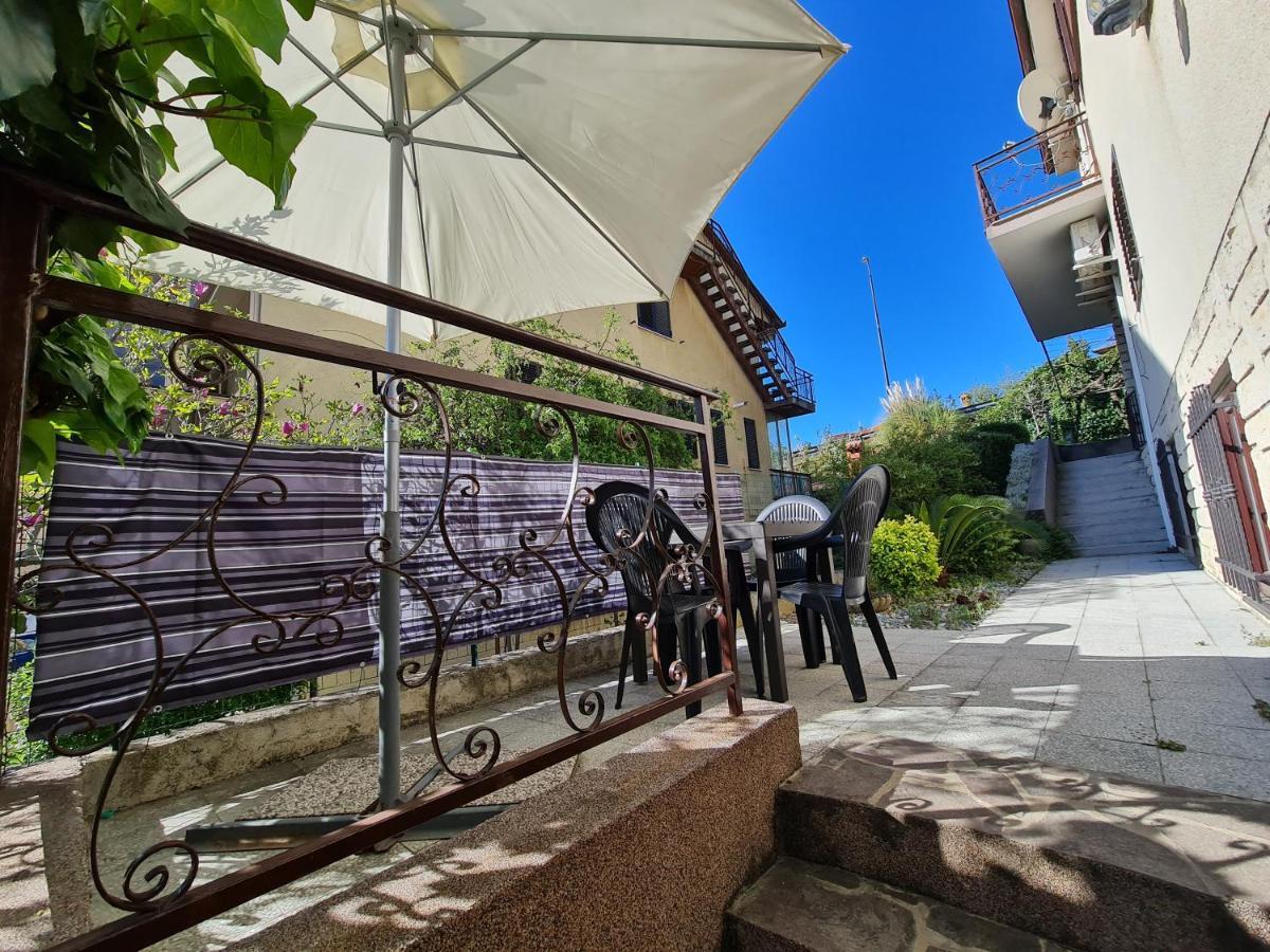 דירות איזולה Apartma Pina מראה חיצוני תמונה